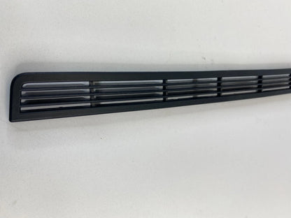 2006-2010 MERCEDES-BENZ R350 REAR LEFT QUARTER PANEL TRUNK AIR VENT DEFROST TRIM
