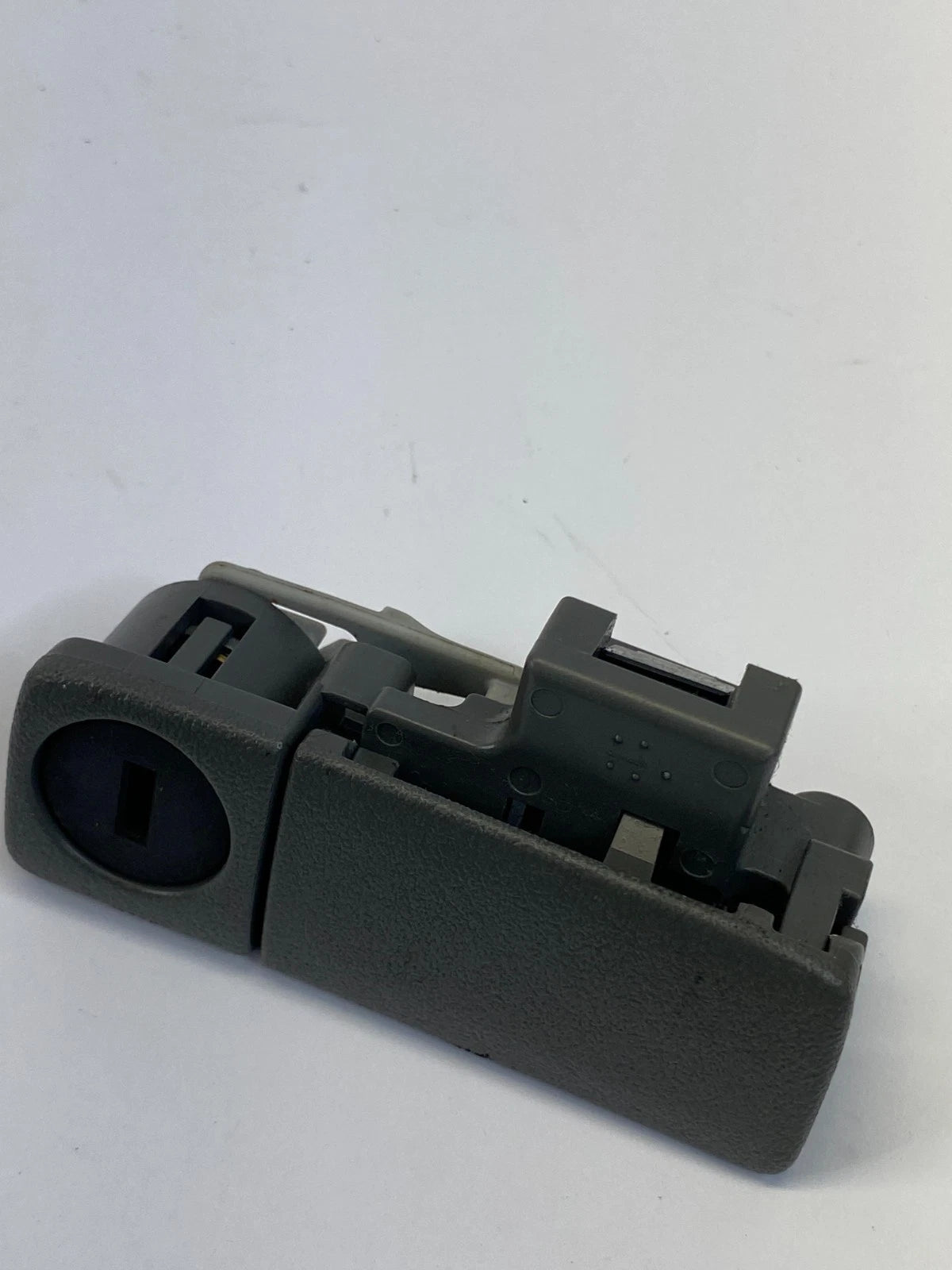 2002-2006 NISSAN ALTIMA GLOVE BOX LATCH LOCK HANDLE ASSEMBLY GRAY OEM