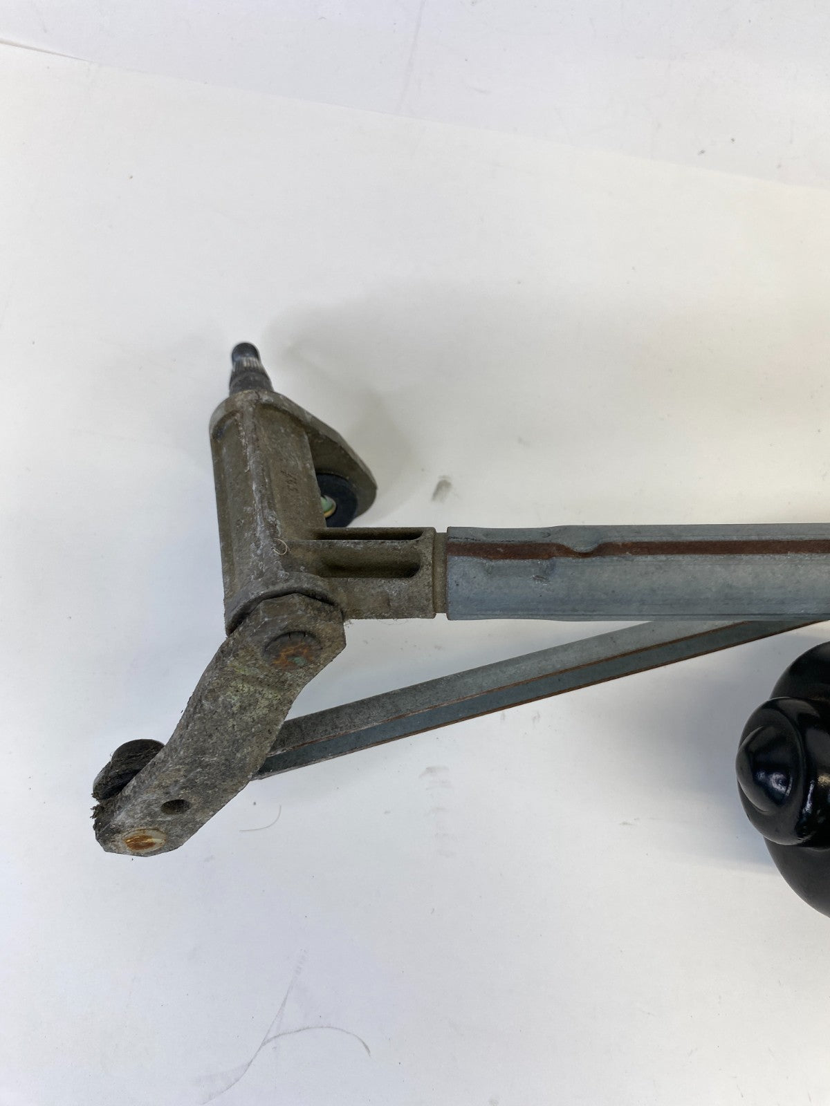 1998-2010 Volkswagen Beetle Front Windshield Wiper Motor w/Linkage 1C1955023A