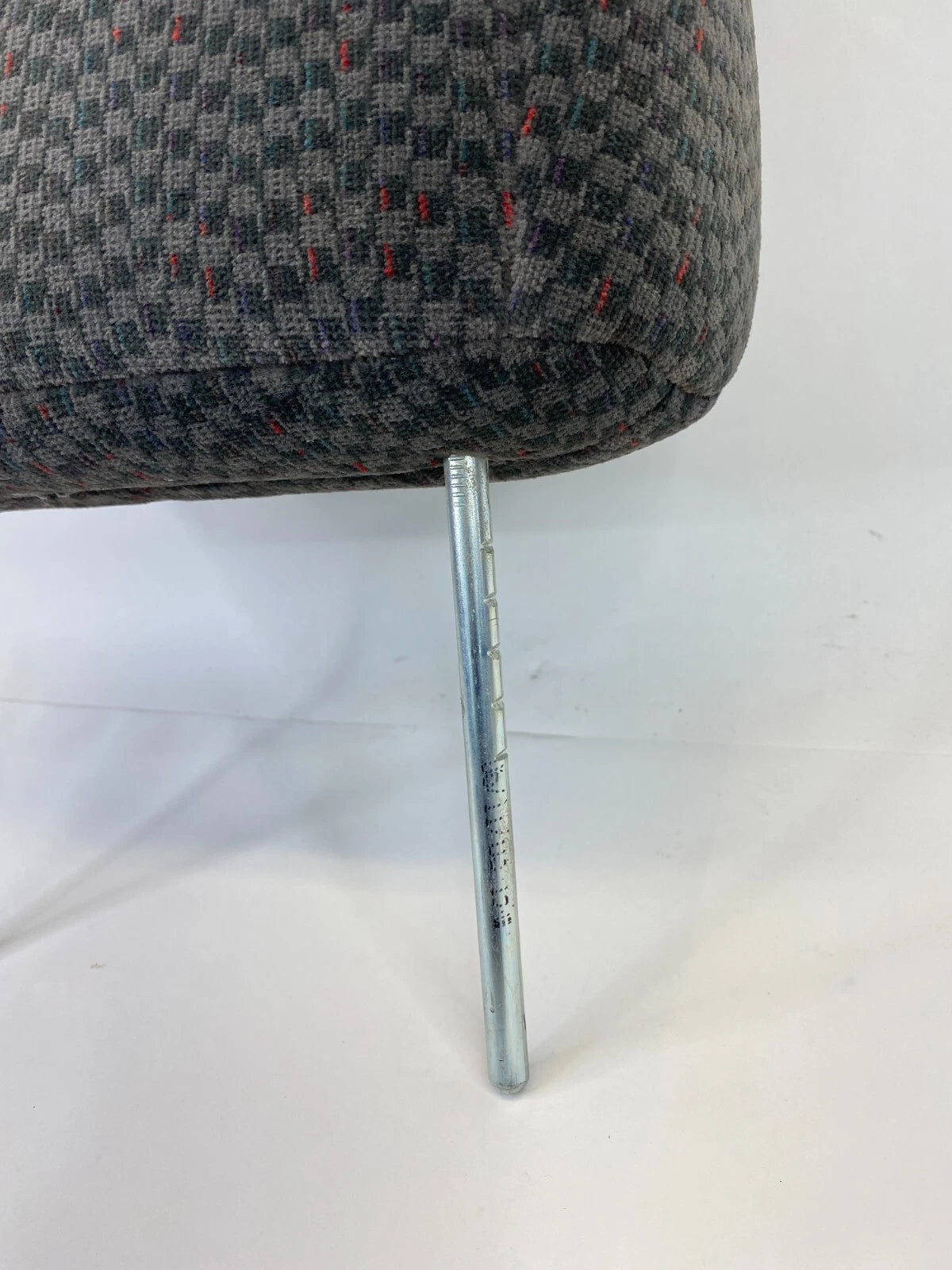 2002-2005 PONTIAC GRAND AM FRONT LEFT DRIVER SIDE SEAT HEADREST HEAD REST OEM
