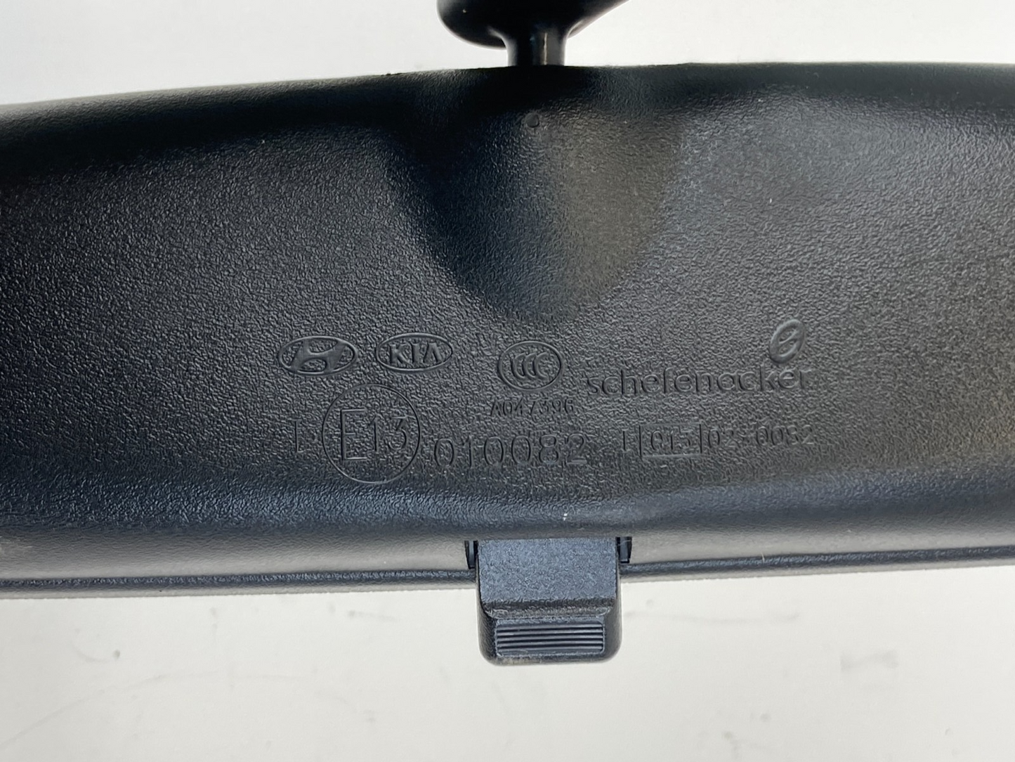 96-12 Hyundai Elantra Inside Interior Rear View Mirror Manual Dimming E13010082