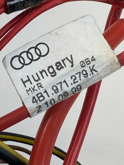 98 99 00 01 02 03 04 AUDI A6 QUATTRO FUSE BOX RELAY PLATE CONTROL UNIT OEM