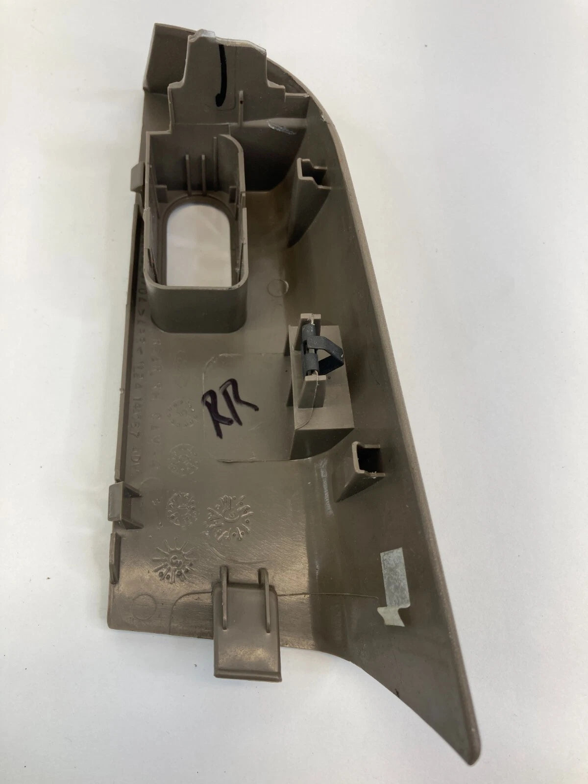 2002-2005 FORD EXPLORER REAR RIGHT SIDE DOOR WINDOW SWITCH BEZEL 1L24-14A567-ADW