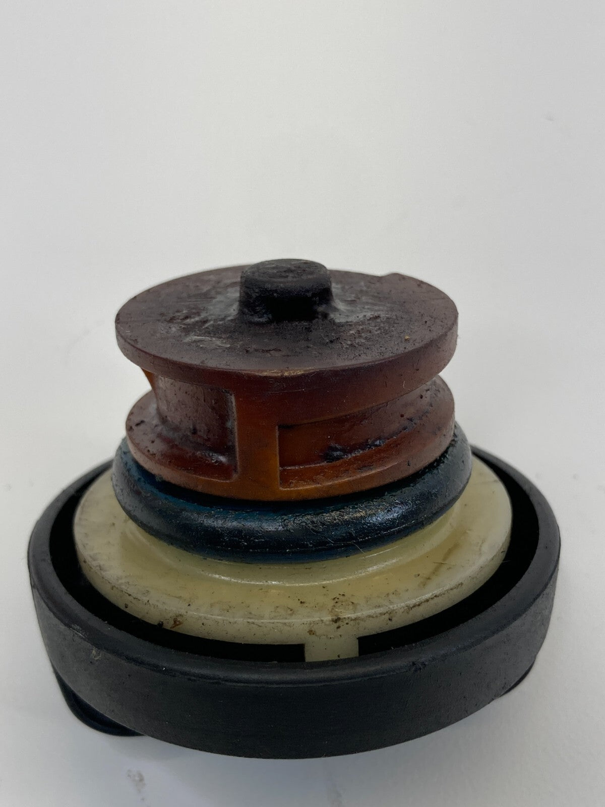 2002-2010 Saturn Vue 2.4L Engine Oil Filler Fluid Cap Lid Cover SAE 5W-30 OEM