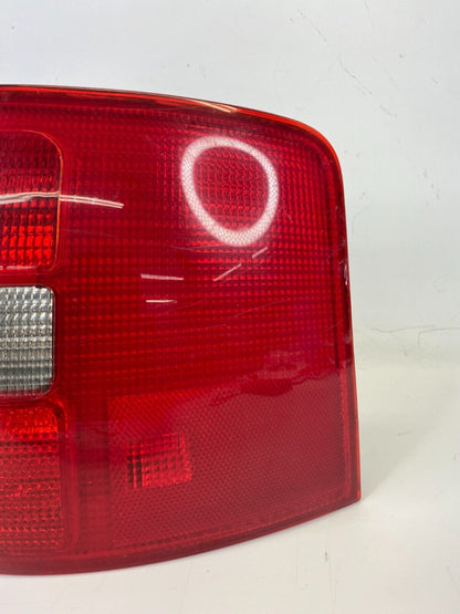 1999-2001 Audi A6 Quattro Rear Right Side Tail Light Taillight 4B9-945-096-C