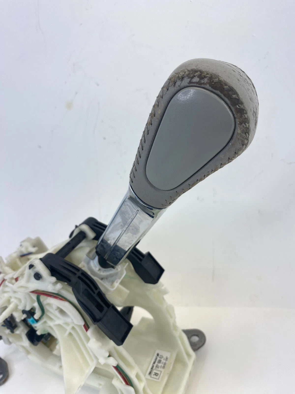 2011-2017 Nissan Quest Automatic Transmission Gear Selector Shifter Assy OEM