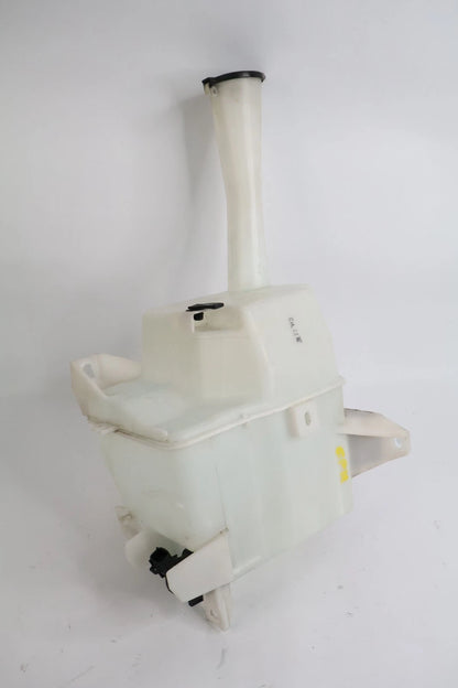 2004-2020 TOYOTA SIENNA WINDSHIELD WASHER FLUID RESERVOIR WITH PUMP 060851-096