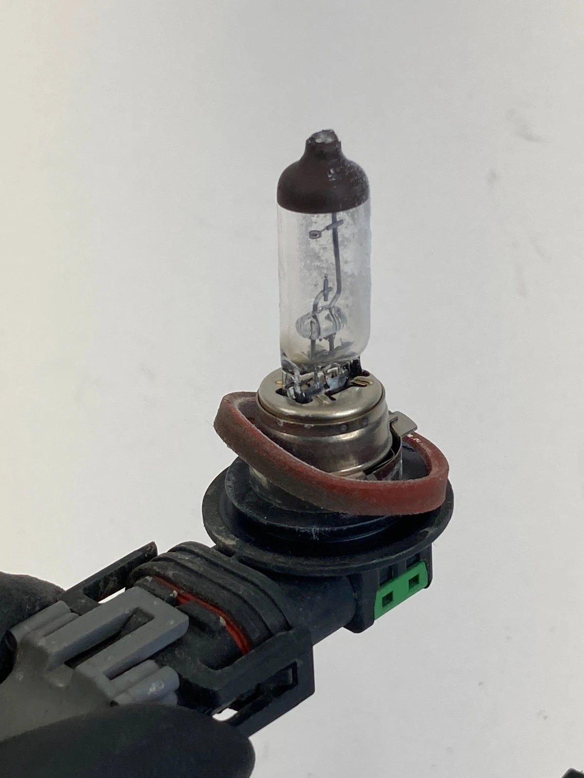 2007-2010 FORD EDGE FRONT RIGHT HEADLIGHT WIRE HARNESS CONNECTOR W/ SOCKET OEM