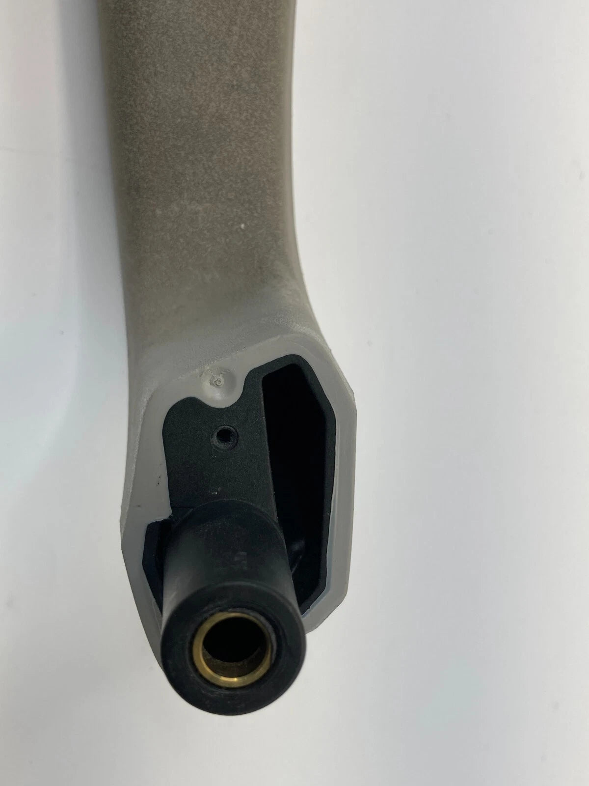 2009-2012 CHEVROLET TRAVERSE REAR RIGHT SIDE INTERIOR DOOR GRAB PULL HANDLE OEM