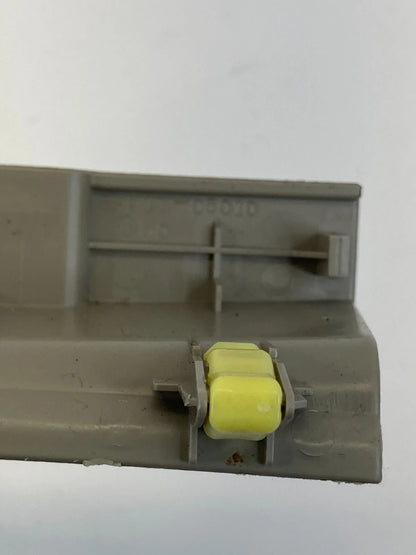 2007-2011 TOYOTA CAMRY CENTER CONSOLE ARMREST LID LATCH CATCH COVER TRIM OEM