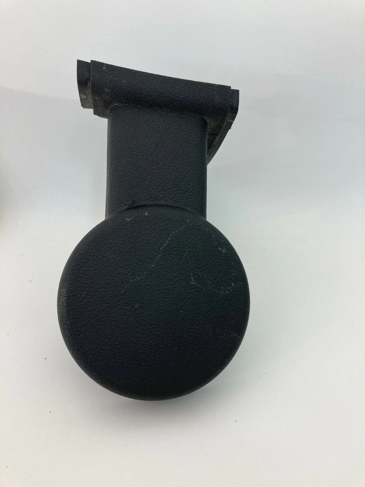 2005-2010 CHEVROLET COBALT CENTER CONSOLE ARMREST CUP HOLDER LEFT COVER TRIM CAP