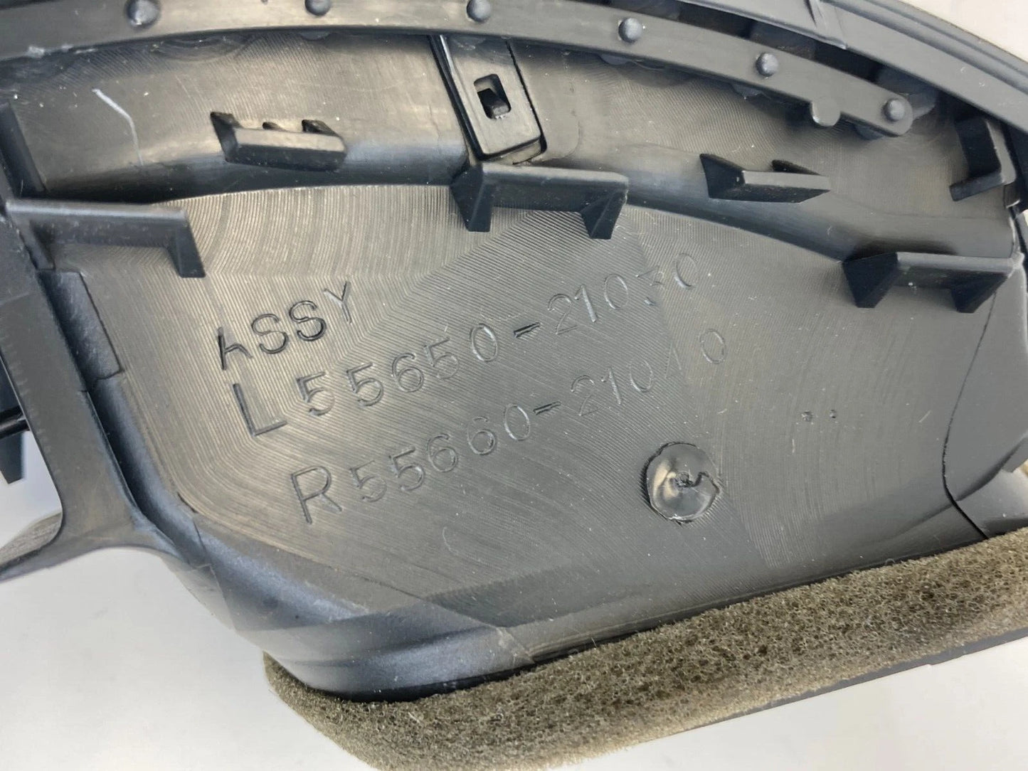 2005-2010 SCION TC RIGHT OR LEFT DASH AC AIR VENT GRILLE DUCT OUTLET 55686-21030