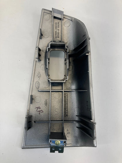 2005-2010 KIA SPORTAGE REAR RIGHT SIDE DOOR WINDOW SWITCH BEZEL 483525-1110 OEM