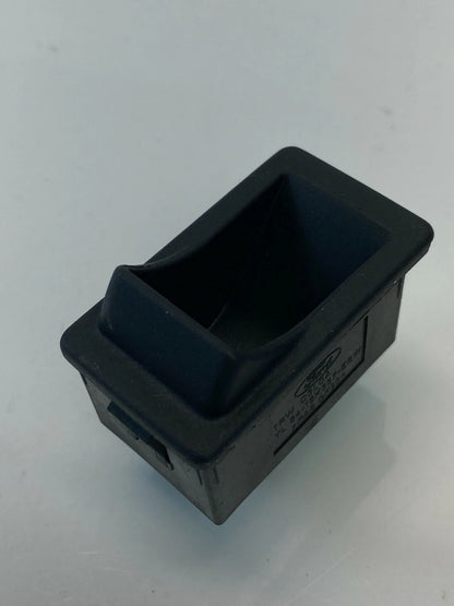 2005-2007 MERCURY MARINER DASHBOARD COIN BIN HOLDER TRAY YL84-19K357-EBW OEM