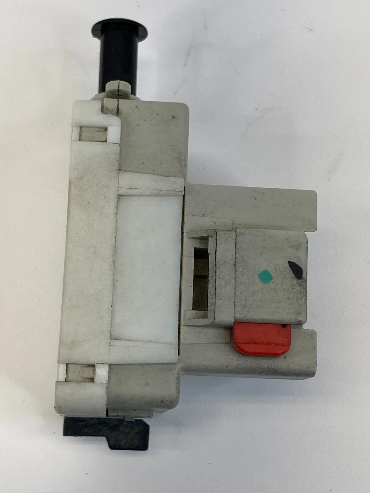 2007 2008 DODGE CALIBER BRAKE PEDAL STOP LIGHT LAMP BUTTON CONTROL SWITCH OEM