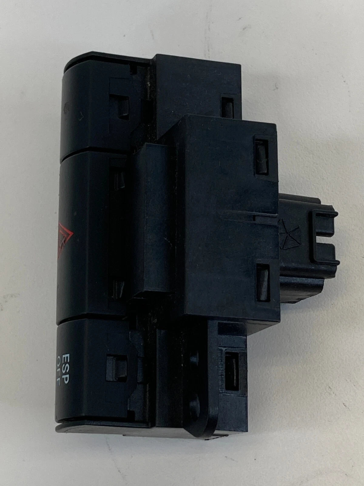 09 10 CHRYSLER TOWN & COUNTRY DASH HAZARD ESP OFF CONTROL SWITCH 68025899AA
