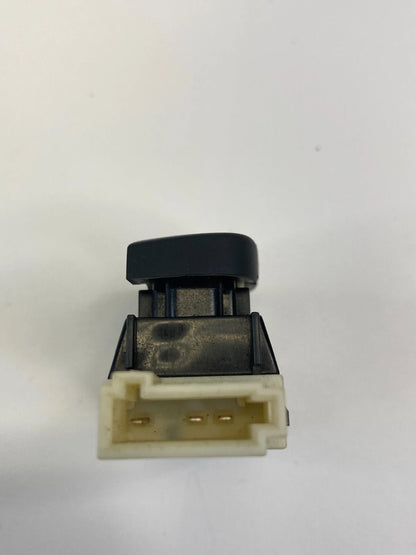 2003-2011 SAAB 9-3 FRONT RIGHT PASSENGER SIDE DOOR LOCK CONTROL SWITCH 12791171
