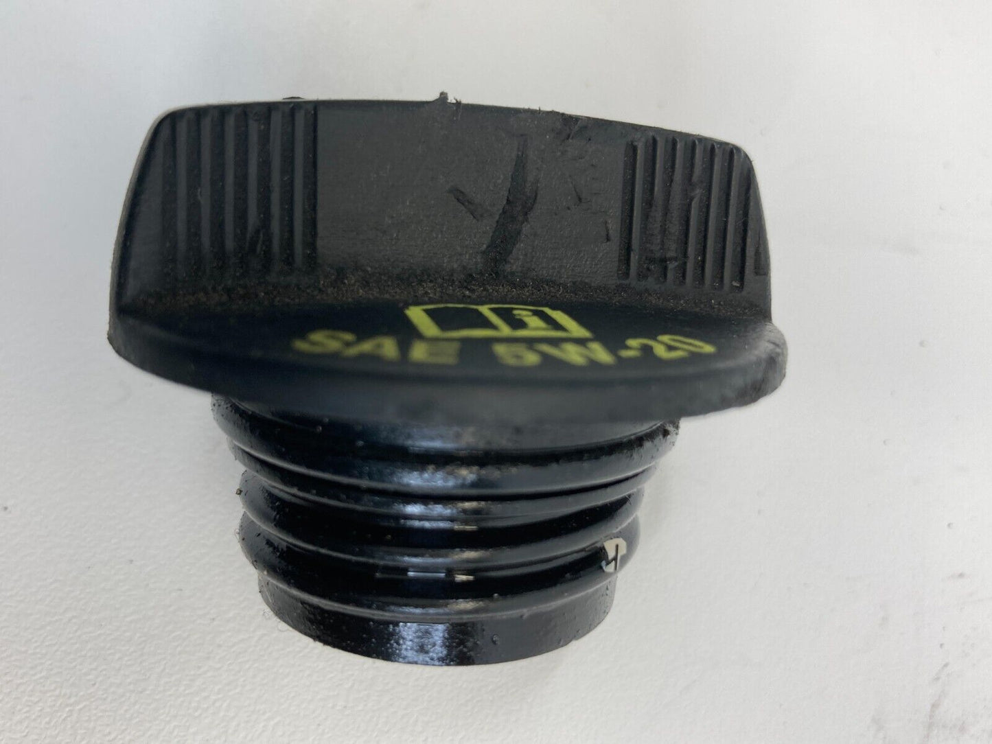 2007-2017 Jeep Patriot 2.0L Engine Oil Filler Fluid Cap Cover OEM