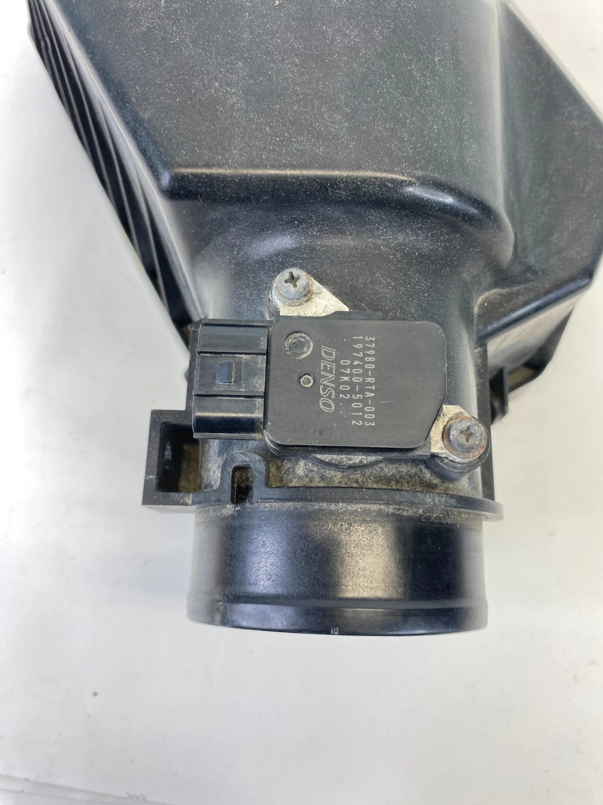 07-09 HONDA CR-V 2.4L AIR CLEANER FILTER BOX UPPER HOUSING WITH MAF SENSOR OEM