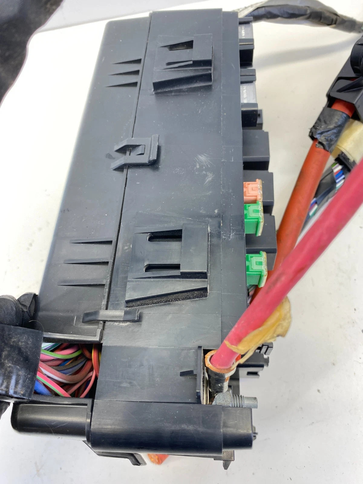 2010 CHRYSLER 300 REAR POWER DISTRIBUTION CENTER FUSE BOX FACTORY 68028014AB OEM
