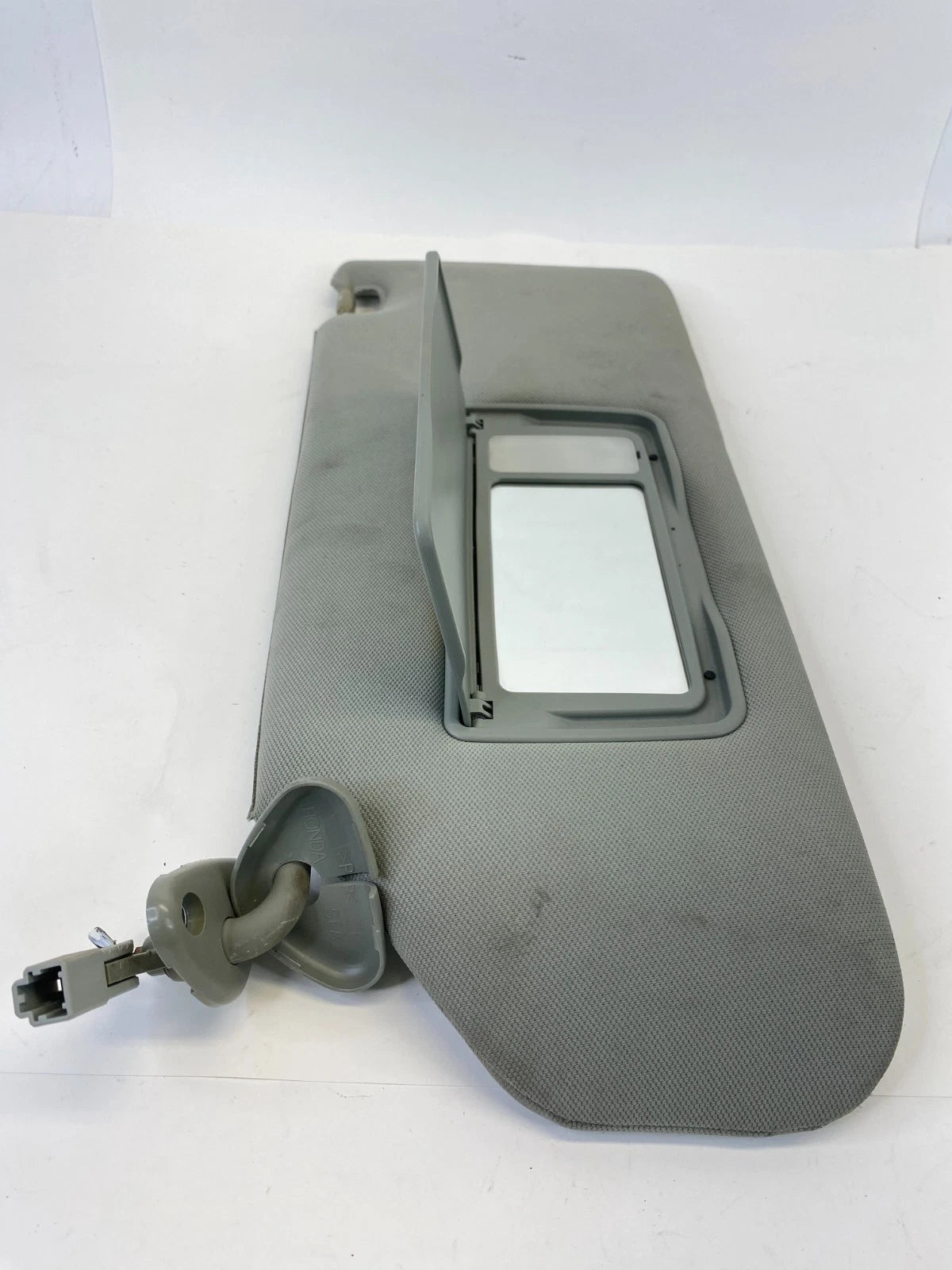 2005-2010 HONDA ODYSSEY LEFT DRIVER SIDE SUNVISOR SUN VISOR SHADE W/ LIGHT OEM