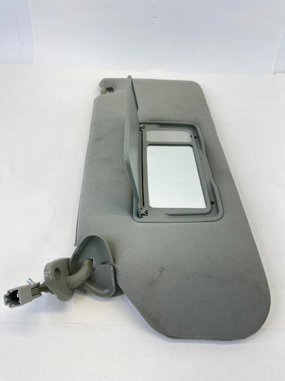 2005-2010 HONDA ODYSSEY LEFT DRIVER SIDE SUNVISOR SUN VISOR SHADE W/ LIGHT OEM