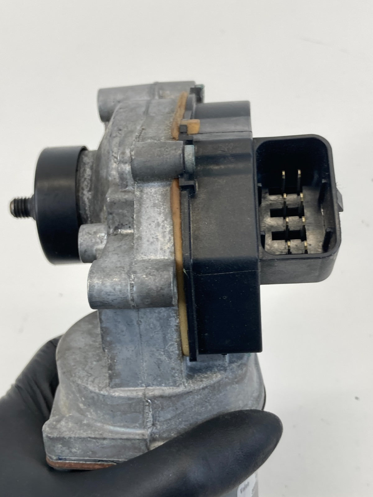 2005-2011 Cadillac STS Front Windshield Wiper Washer Motor Assembly 200003G01