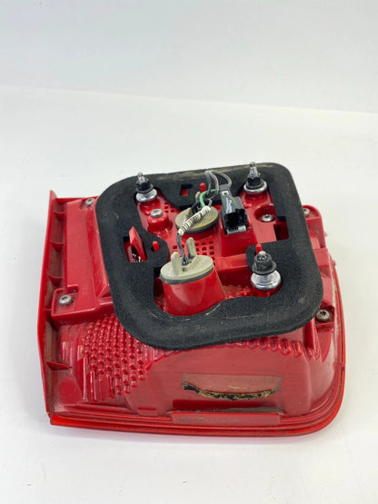 2013-2015 CHEVY MALIBU REAR RIGHT SIDE TAIL LIGHT INNER TAILLIGHT BRAKE LAMP OEM