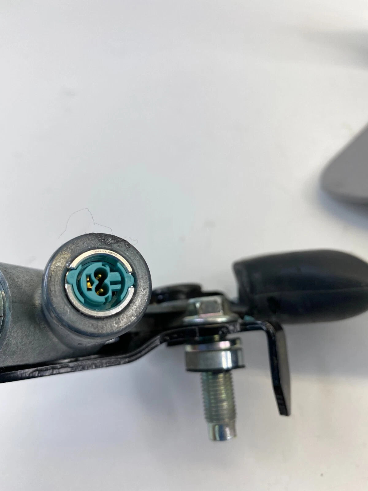 14-16 HYUNDAI ELANTRA SEDAN FRONT RIGHT SEAT BELT RETRACTOR 88820-3X500RY OEM