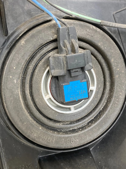 2013-2016 Nissan Pathfinder Front Left Driver Headlight Headlamp Halogen OEM