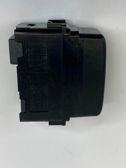 2007 2008 INFINITI G35 SEDAN TRUNK LID OPEN BUTTON RELEASE SWITCH OEM