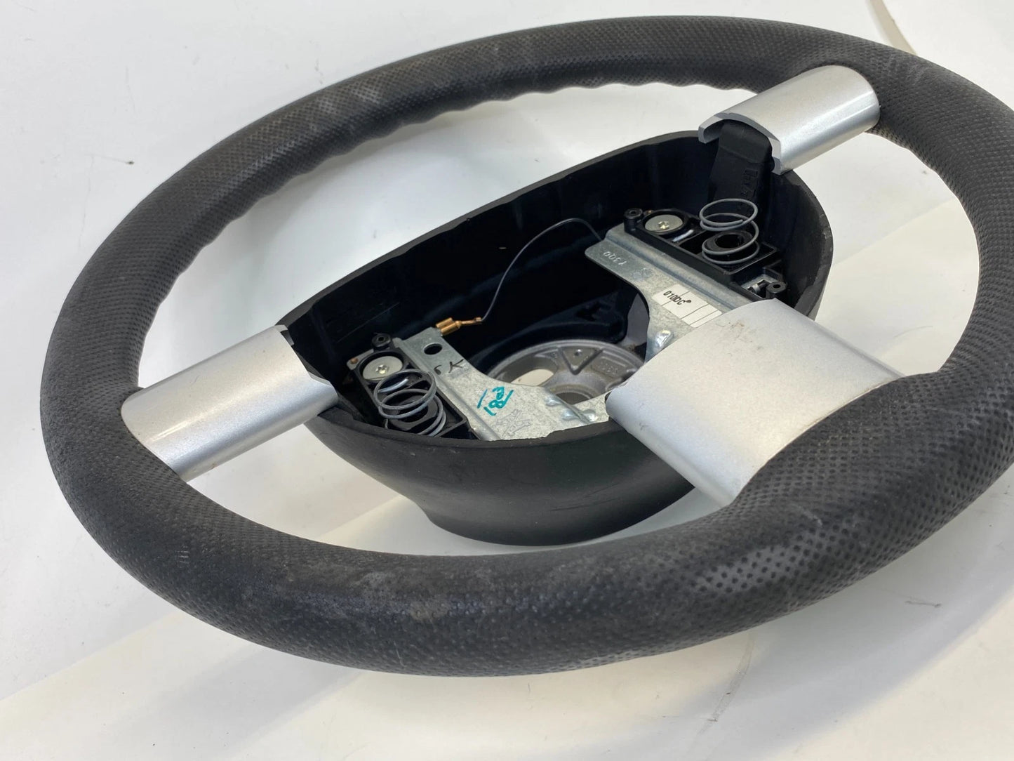 2001-2010 VOLSKWAGEN NEW BEETLE NEW BEETLE STEERING WHEEL ASSEMBLY OEM