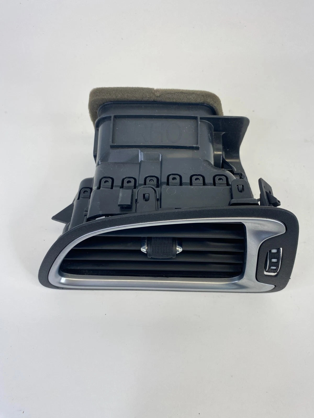 15-17 Chrysler 200 Right Passenger Side Dash AC Air Vent Outlet 1YE46TRMAC OEM