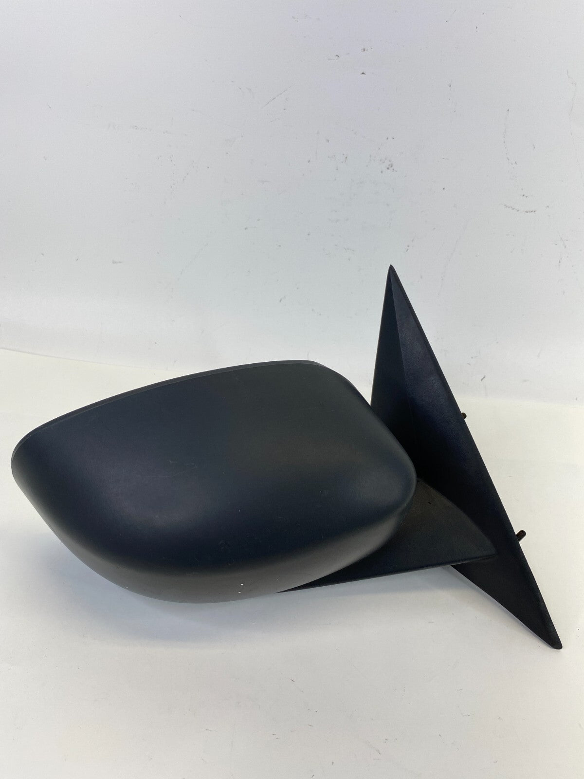 2005 2006 2007 2008 Dodge Magnum Right Passenger View Power Door Mirror OEM