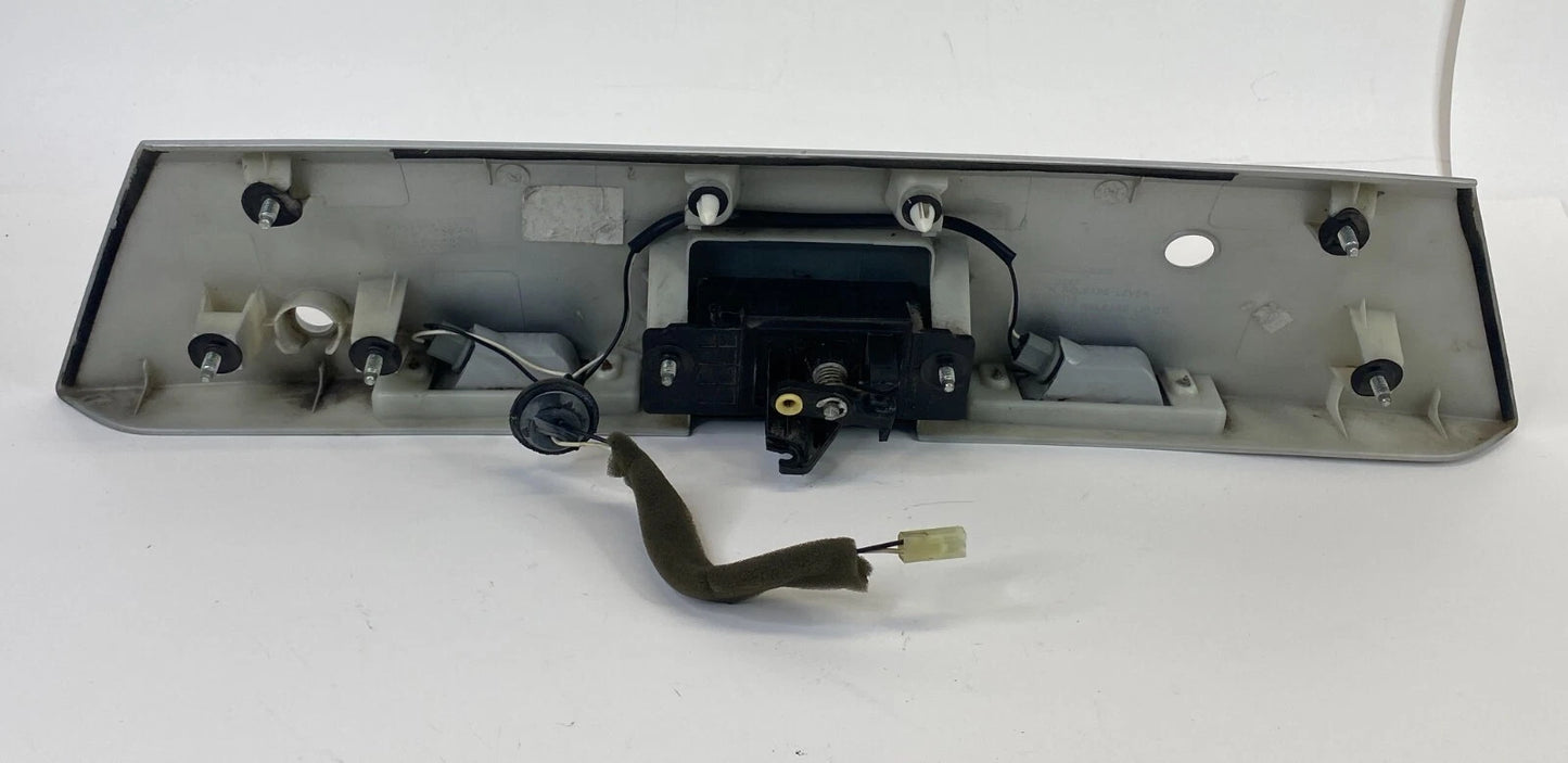 14 15 CHEVROLET SPAR REAR LIFTGATE LICENSE MOLDING W/ HANDLE & LAMP 95956287 OEM