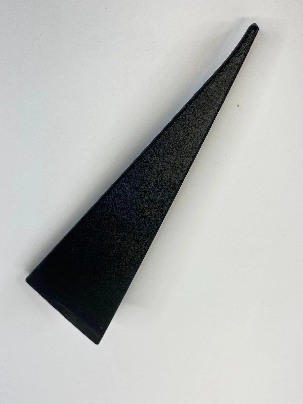 2005-2010 JEEP GRAND CHEROKEE REAR LEFT EXTERIOR DOOR CORNER COVER MOLDING OEM