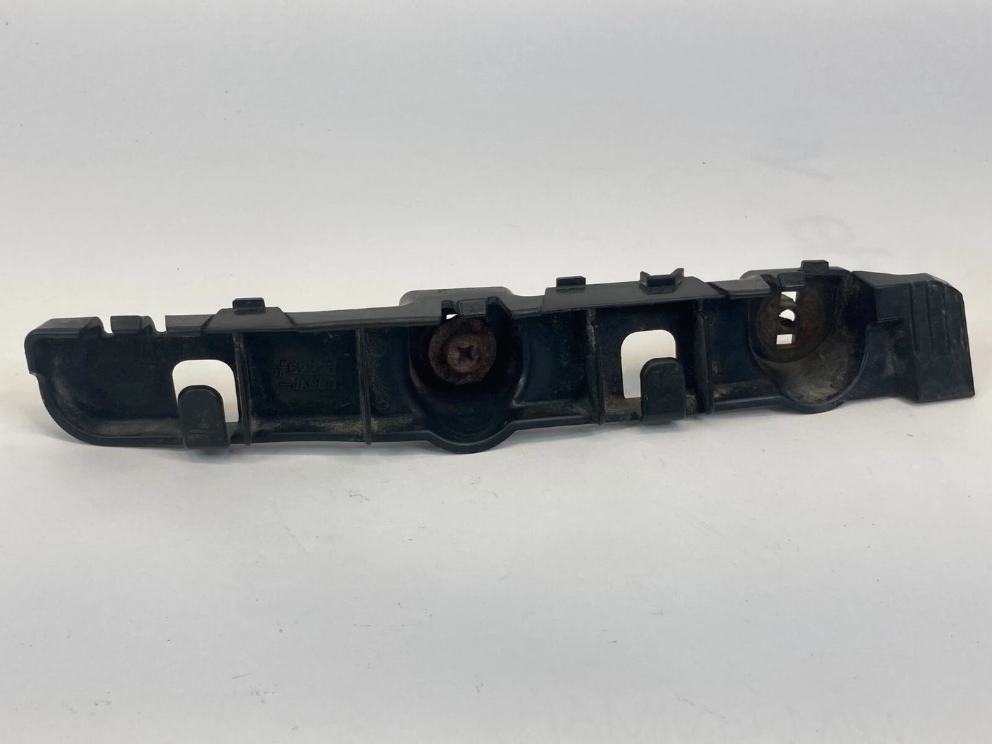 2007-2012 NISSAN ALTIMA SEDAN FRONT RIGHT SIDE BUMPER BRACKET 62220-JA000 OEM