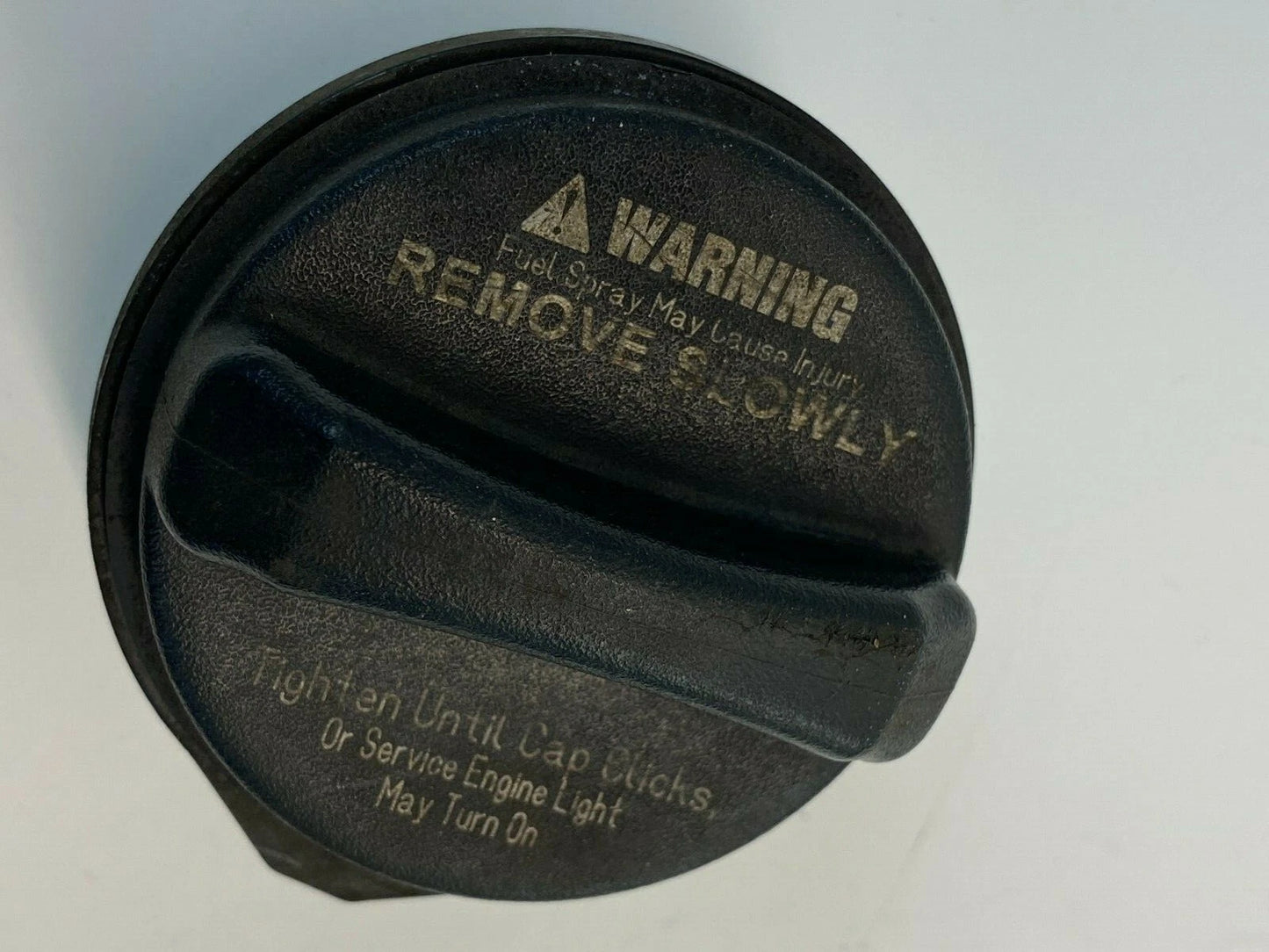 2007 2008 2009 2010 HYUNDAI ELANTRA SEDAN FUEL FILLER GAS TANK CAP LID COVER OEM