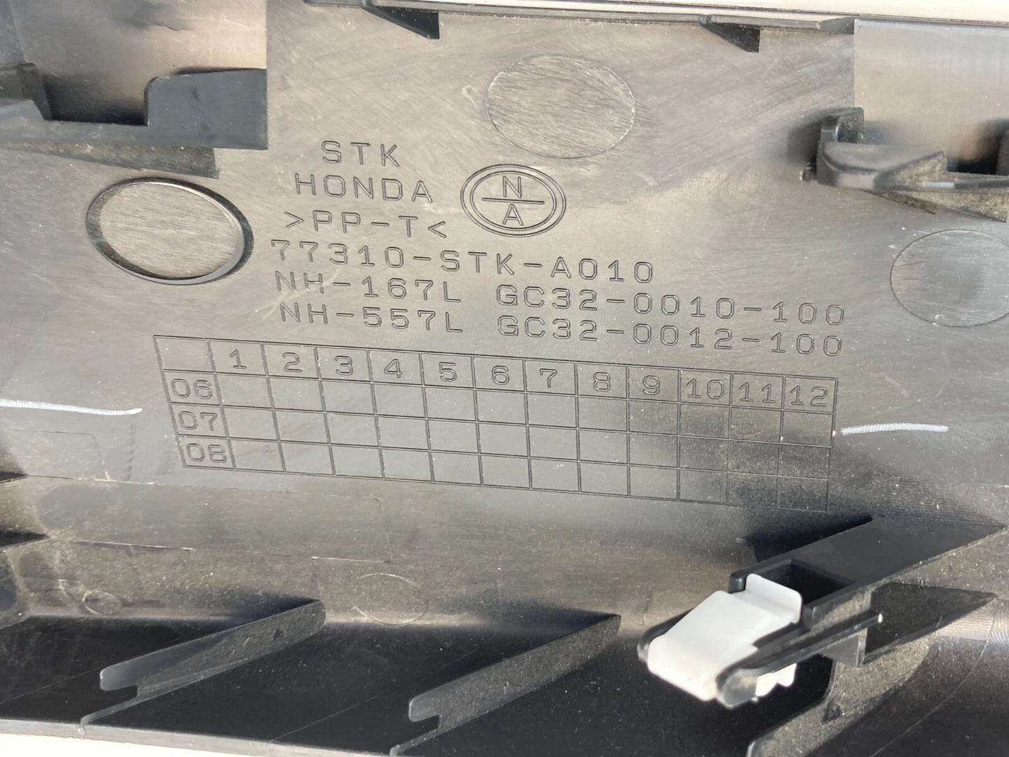 07-09 ACURA RDX FRONT LEFT SIDE INSTRUMENT PANEL SWITCH TRIM BEZEL 77310STKA010