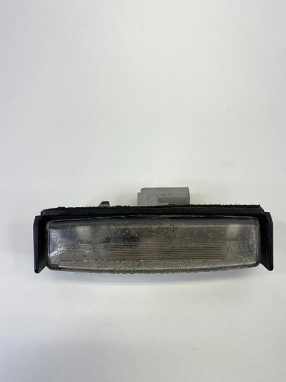 2004-2010 TOYOTA SIENNA REAR HATCH TAILGATE LICENSE PLATE LIGHT LAMP OEM