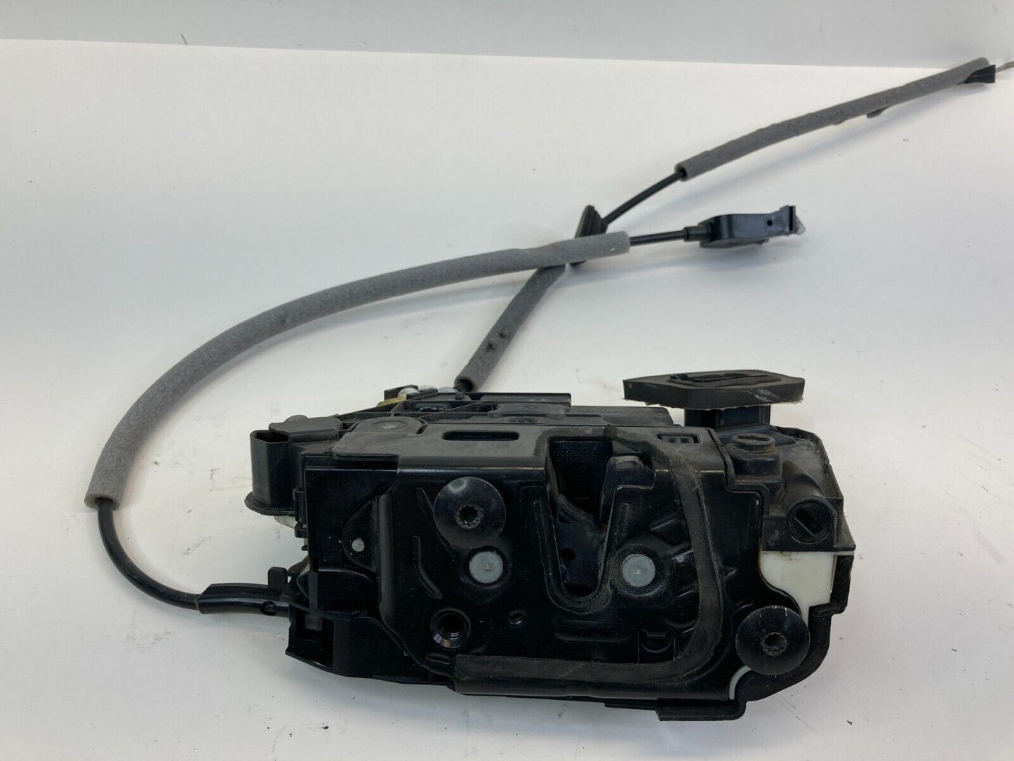 12-17 Volkswagen Passat Rear Right Side Door Lock Latch Actuator 5K4839015 OEM