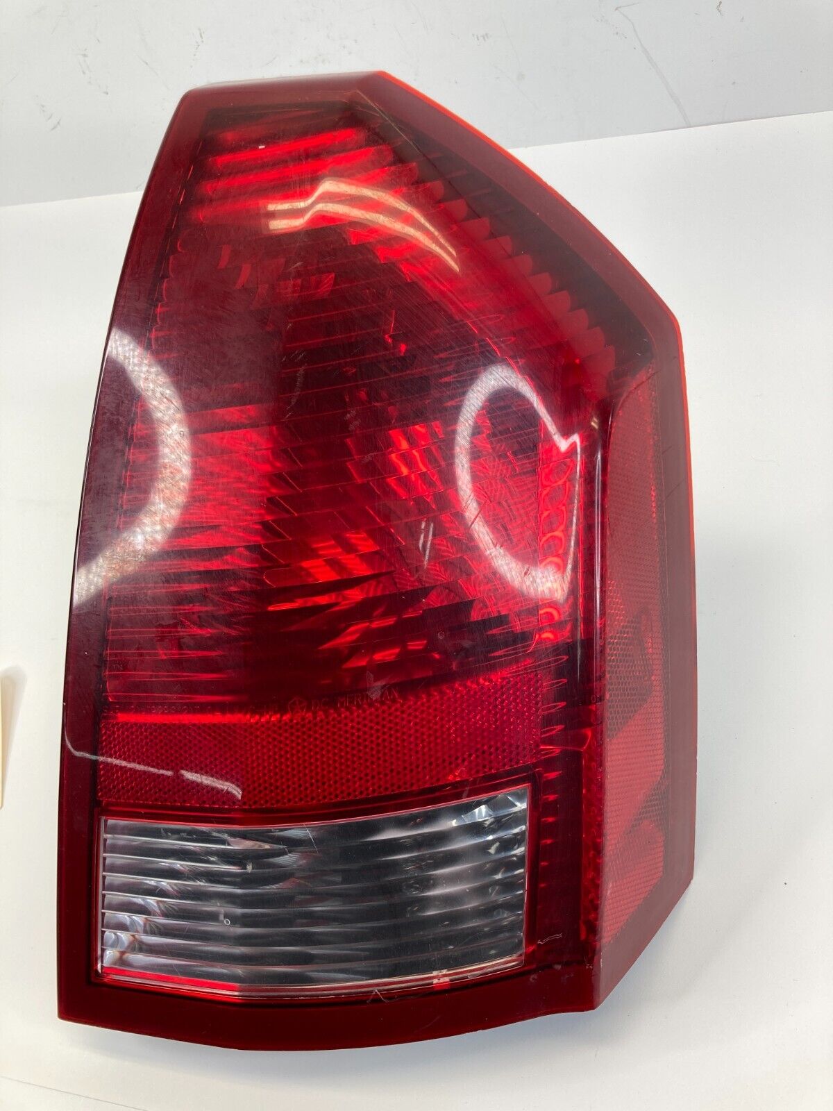 2005 2006 2007 Chrysler 300 Rear Right Side Tail Light Taillight Lamp OEM