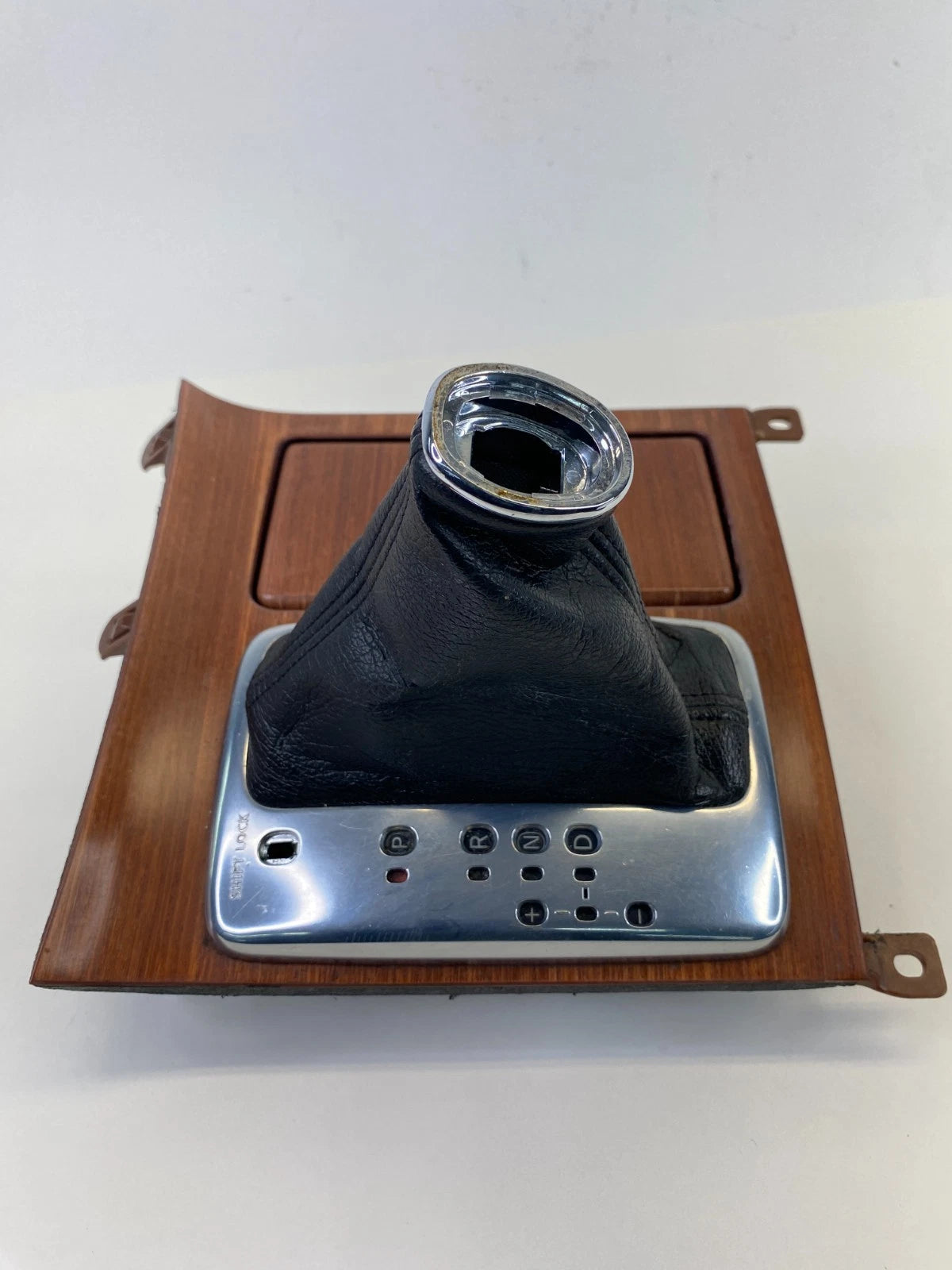 2006-2008 INFINITI M35 AUTO TRANS CENTER CONSOLE SHIFT SHIFTER BOOT & BEZEL WOOD