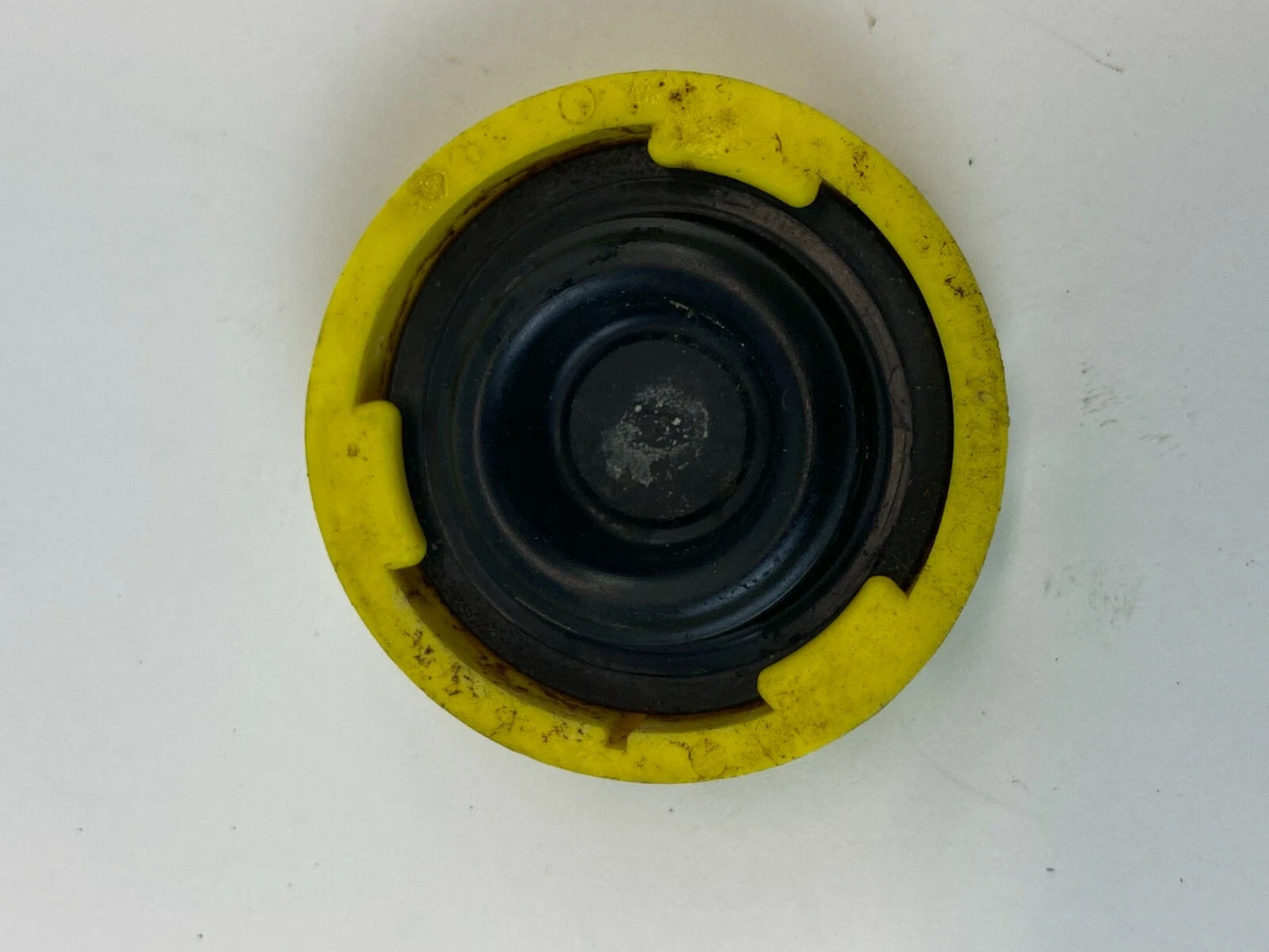 2005 2006 2007 CHRYSLER 300 BRAKE FLUID MASTER CYLINDER RESERVOIR CAP LID OEM