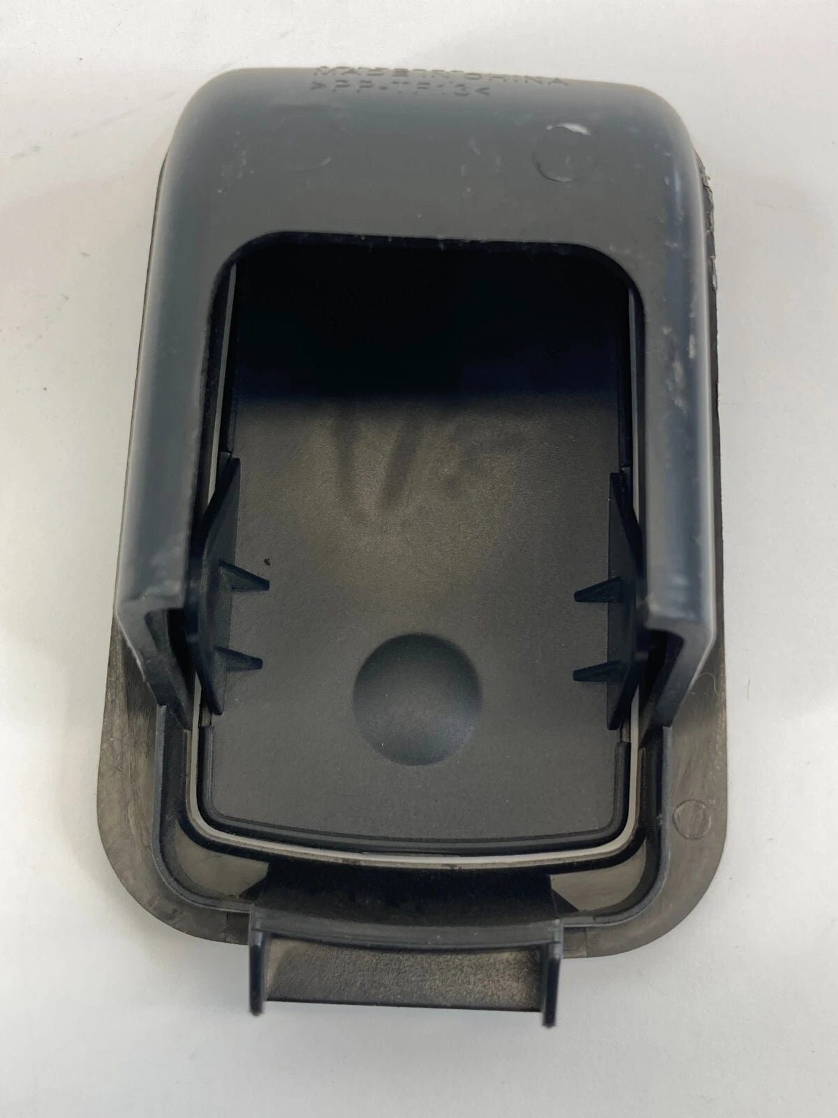 13-15 CHEVROLET MALIBU 16 LIMITED REAR SEAT ANCHOR TETHER COVER OEM 15795997