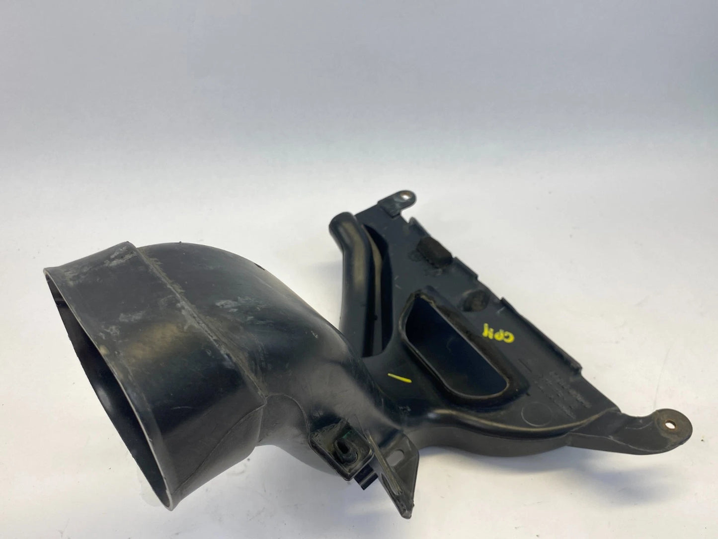 2007-2009 LEXUS RX350 3.5L AIR INTAKE CLEANER DUCT TUBE 17752-0P040 OEM
