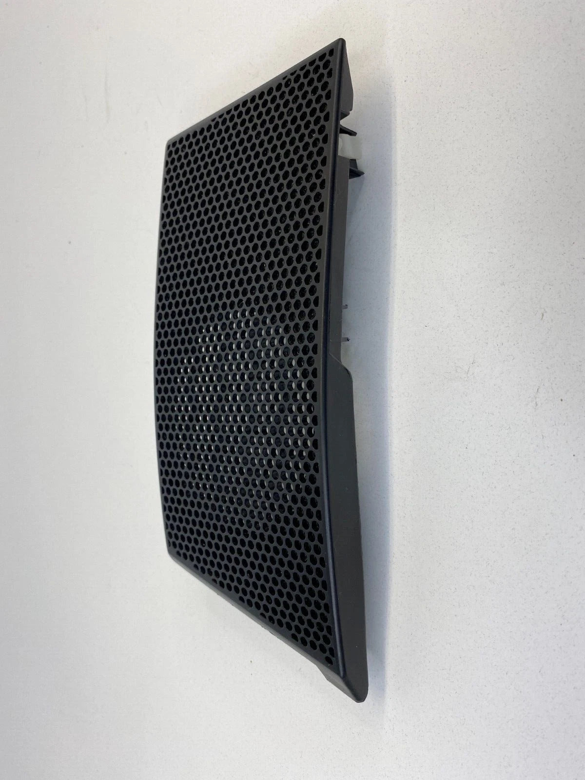 04-12 MITSUBISHI GALANT DASH RIGHT PASSENGER SIDE SPEAKER GRILLE COVER MR590280