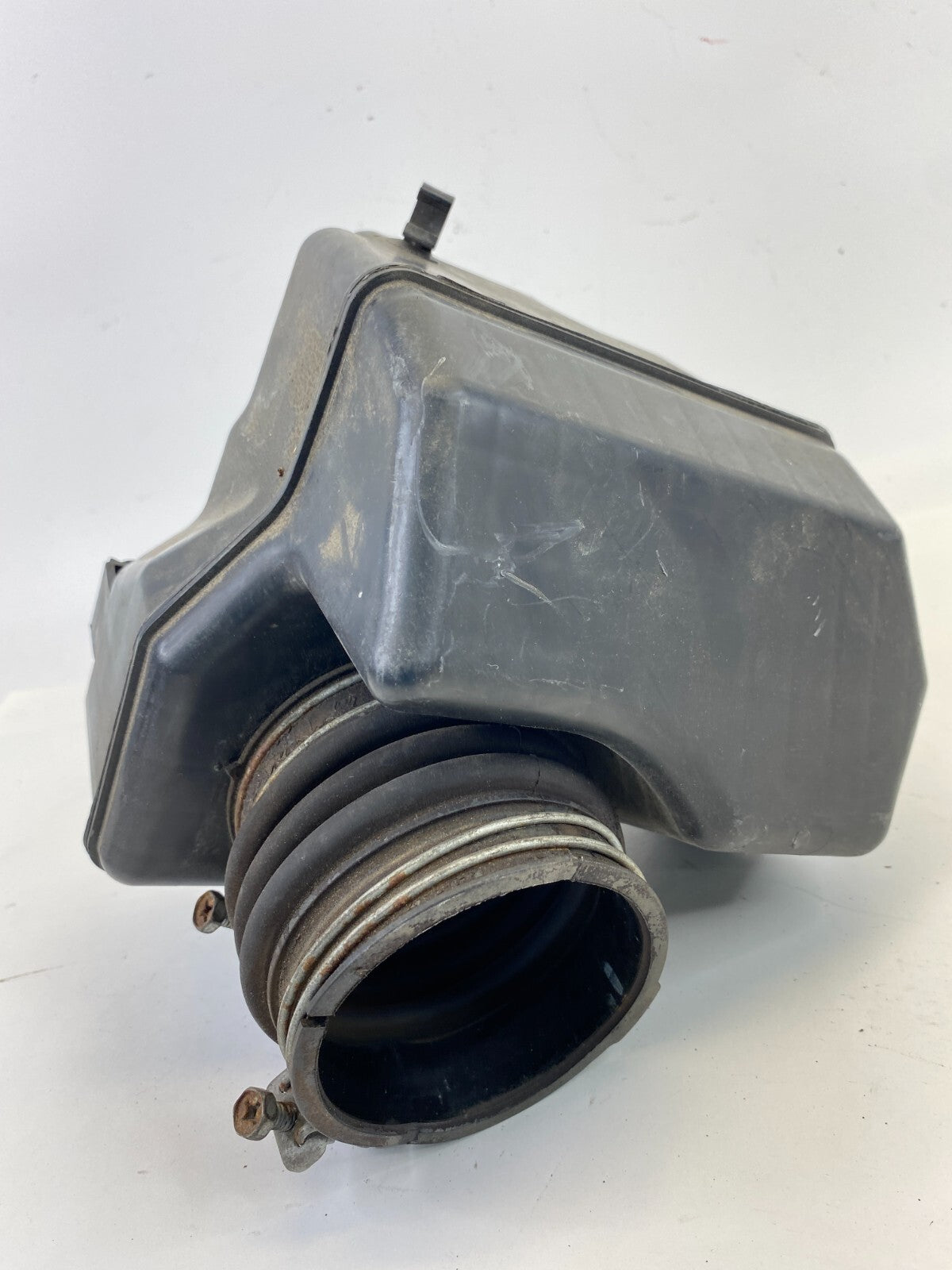 02 03 Lexus ES300 04-06 ES330 Air Intake Resonator Box Duct Tube 17893-20070 OEM