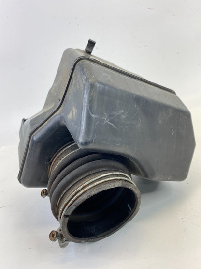 02 03 Lexus ES300 04-06 ES330 Air Intake Resonator Box Duct Tube 17893-20070 OEM