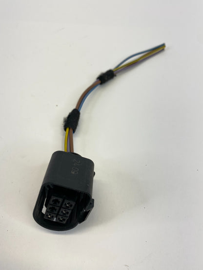 08-10 Mini Cooper Rear Right Side Taillight Tail Lamp Connector Pigtail 7519285